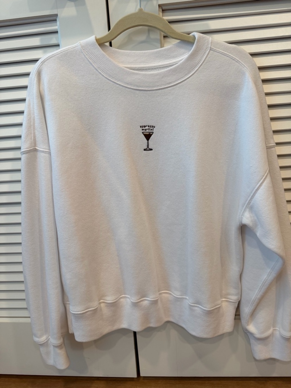 Abercrombie & Fitch White Crewneck Sweatshirt Small Espresso Martini Embroidery
